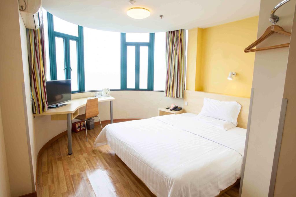 7Days Inn Changsha Jingwanzi International Furniture Square Camera foto