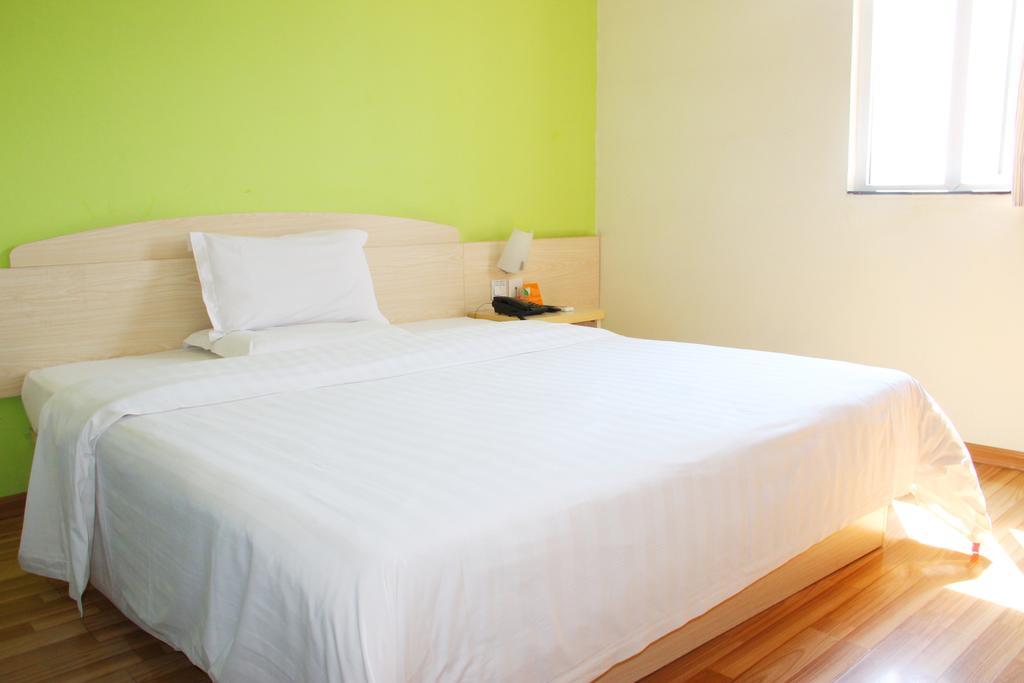 7Days Inn Changsha Jingwanzi International Furniture Square Esterno foto